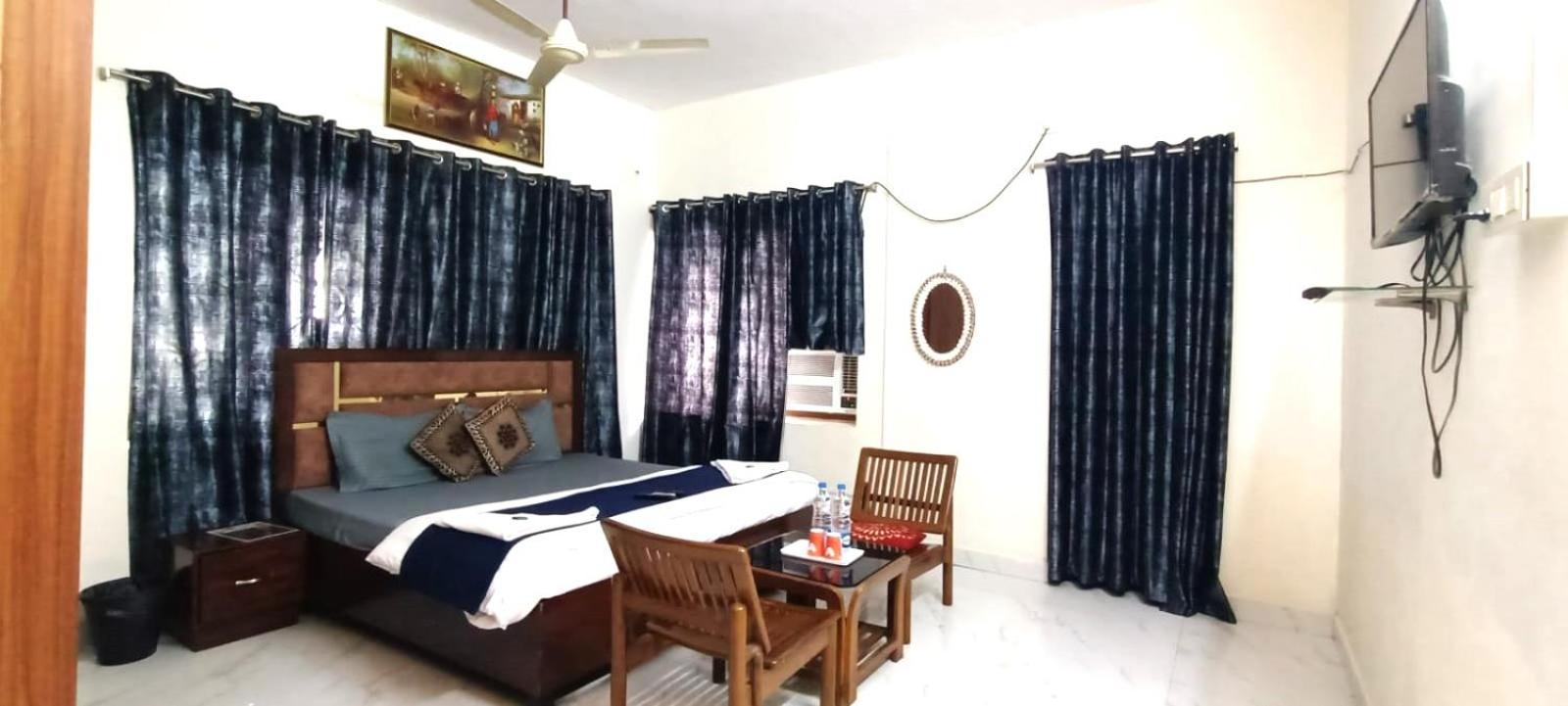 Zora Park Luxury Rooms Visakhapatnam Exterior foto