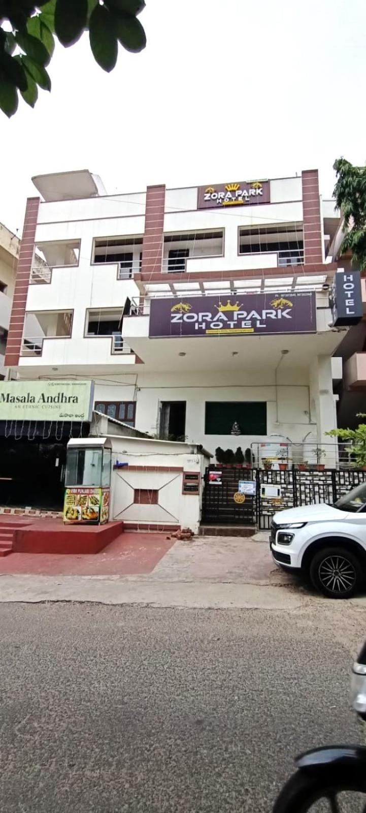 Zora Park Luxury Rooms Visakhapatnam Exterior foto