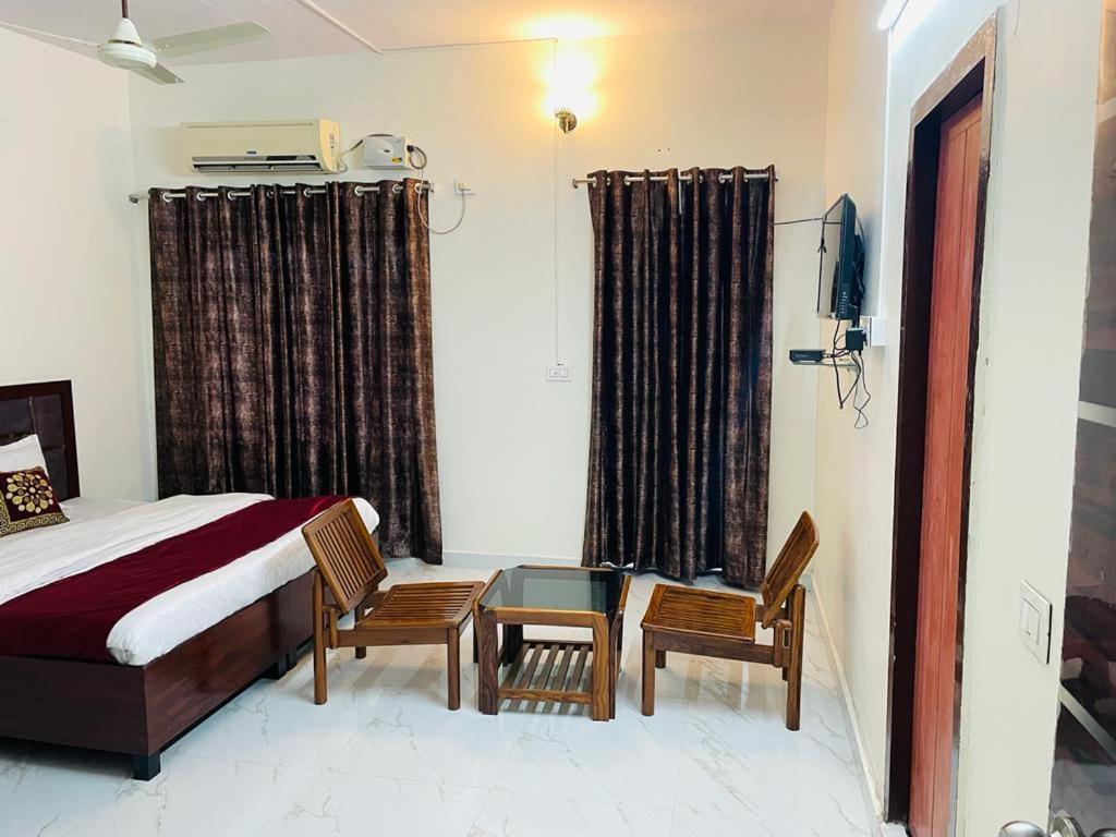 Zora Park Luxury Rooms Visakhapatnam Exterior foto