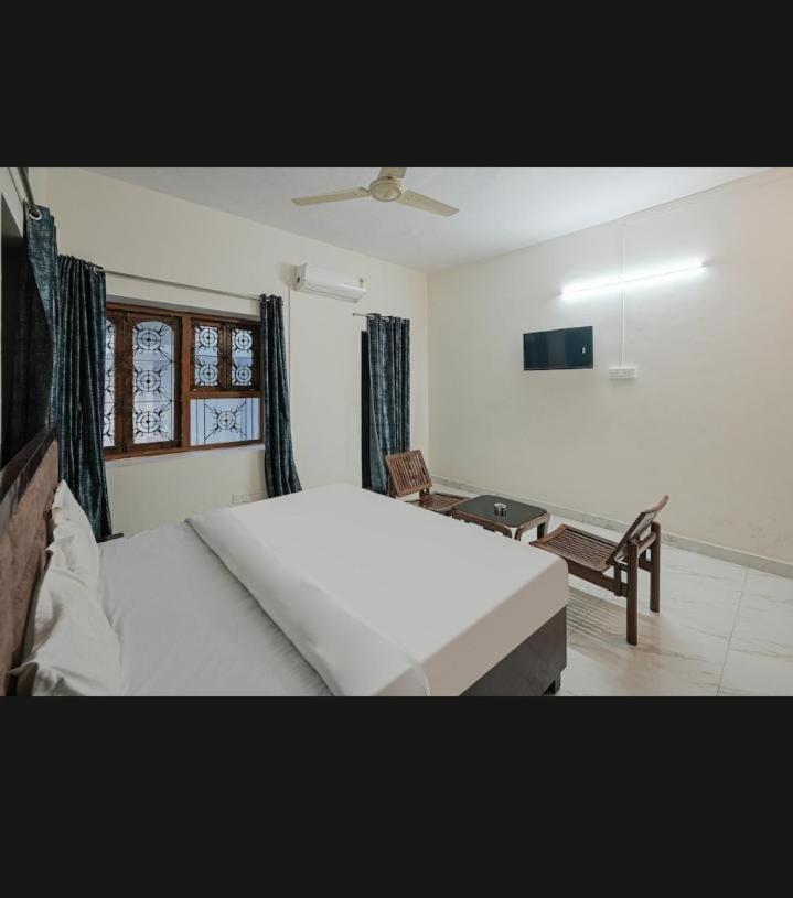 Zora Park Luxury Rooms Visakhapatnam Exterior foto